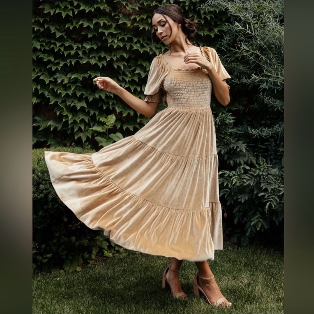 Baltic Born Vivaldi Gold Smocked Midi Dress - Med.